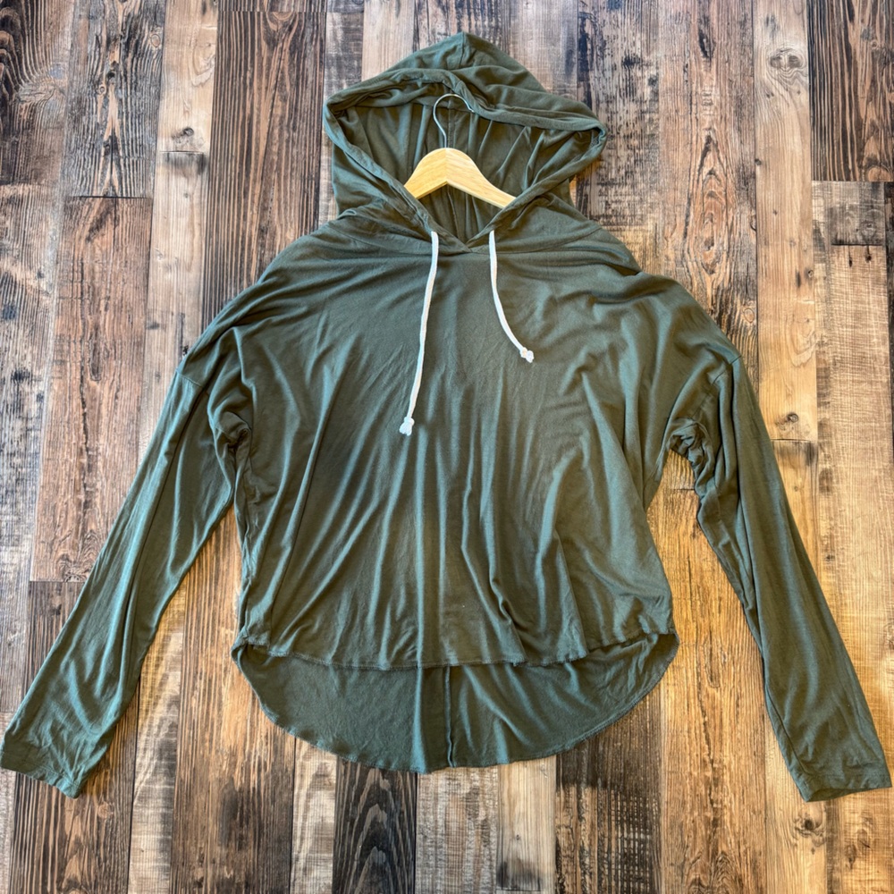 Double Zero Women’s Green Cropped Oversized Hoodie